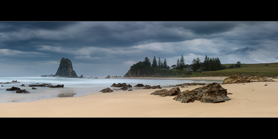 Stormbreaker - Glasshouse Rocks Panorama